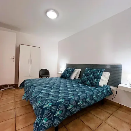 Casa Pao - 5 Mins From Centre With Private Parking Machico (Madeira)